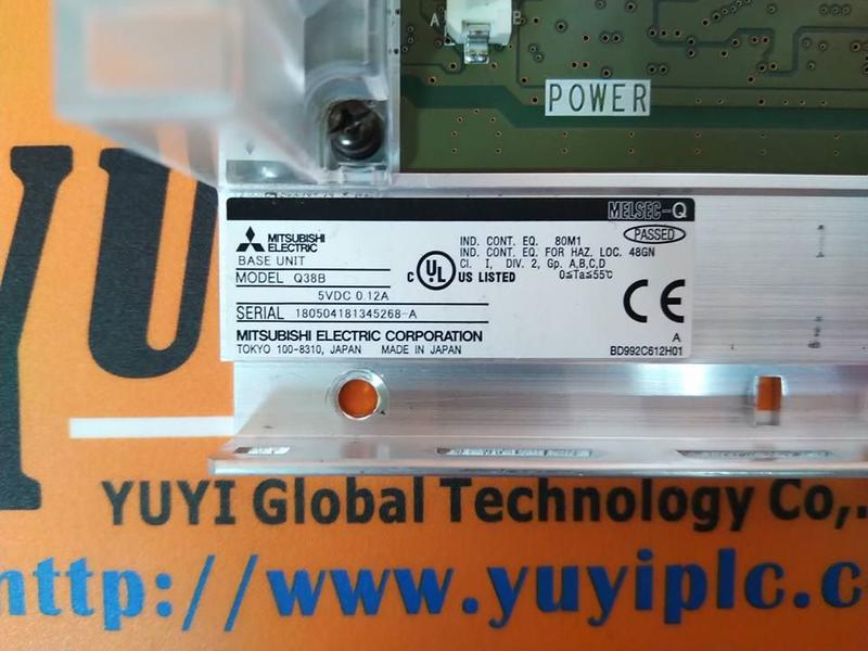 MITSUBISHI Q38B MELSEC-Q BASE UNIT - PLC DCS SERVO Control MOTOR